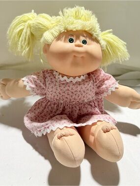 1989 Coleco Cabbage Patch Designer Line Girl Blonde Hair Blue Eyes Vintage